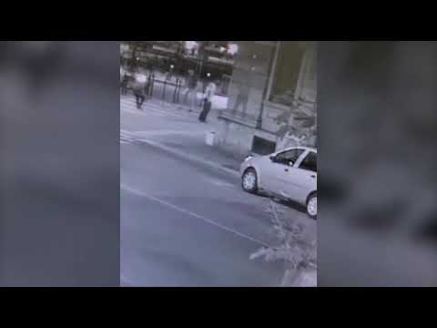 Voghera, video mostra gli attimi in cui Youns El Boussettaoui avvicina l'assessore Massimo Adriatici