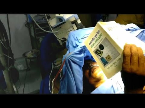 شاهد: مريض يقرأ القرآن أثناء خضوعه لعملية جراحية في المخ