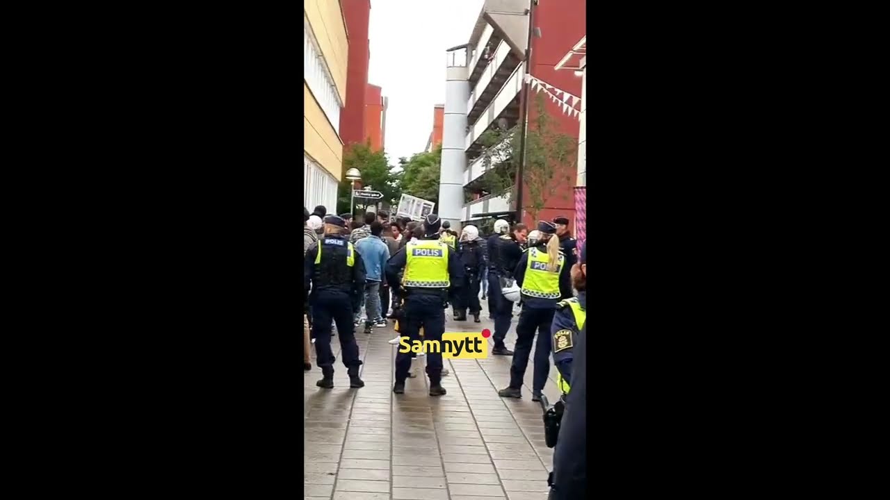 Eritreaner i politiskt bråk i Husby - 6 gripna och 105 omhändertagna