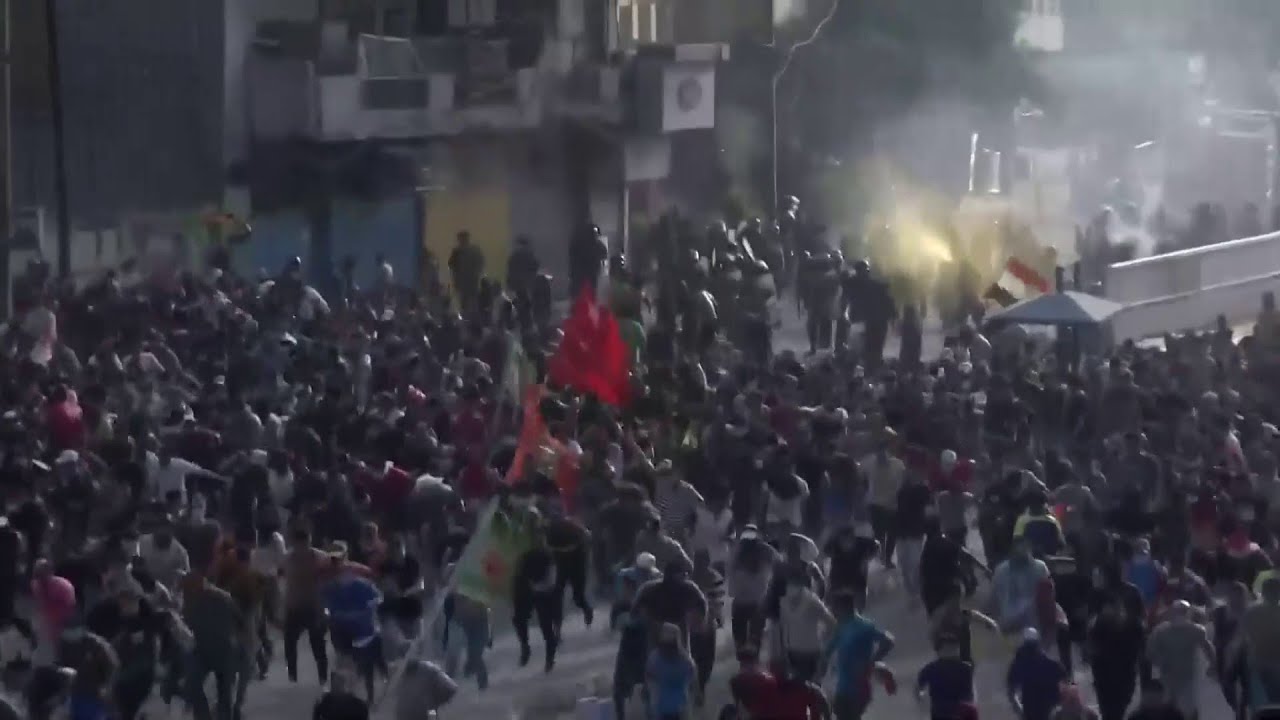 قوات الأمن العراقي تطلق النار على متظاهرين في بغداد