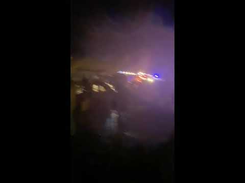 قتلى وجرحى في تحطم طائرة قادمة من الإمارات لدى هبوطها جنوب الهند