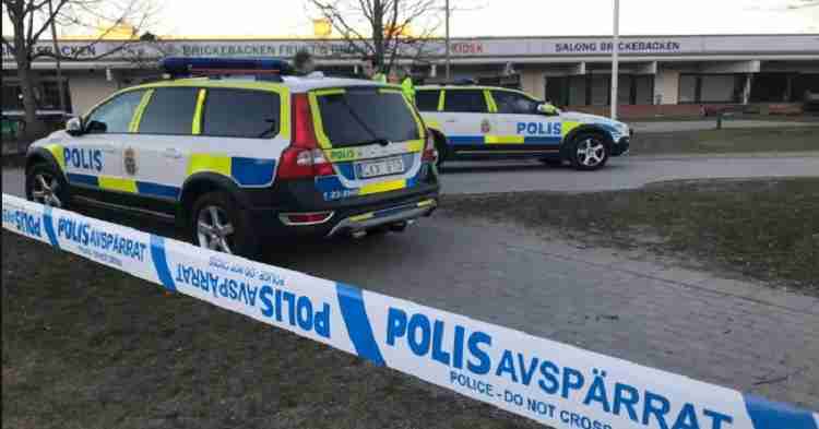 الشرطة السويدية تعلن إحباط تفجير عبوة ناسفة شديد الانفجار في بلدية أوريبرو 