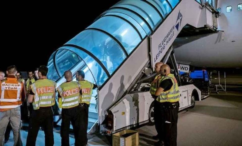 ccdf0c0f6bfda6e7509188294bb4efcd8553ceca 1