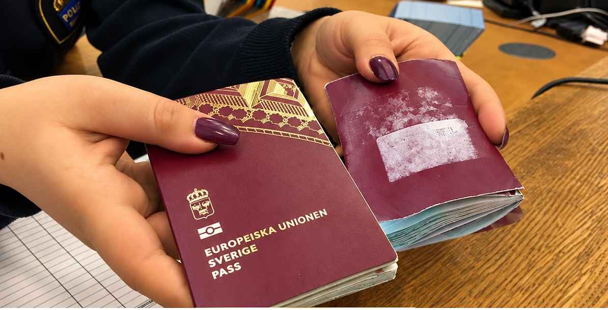 محكمة سويدية: صفحة ممزقة من جواز سفر سويدي تجعله "مزور" وتغريم شاب 18 ألف كرون 1 5 3