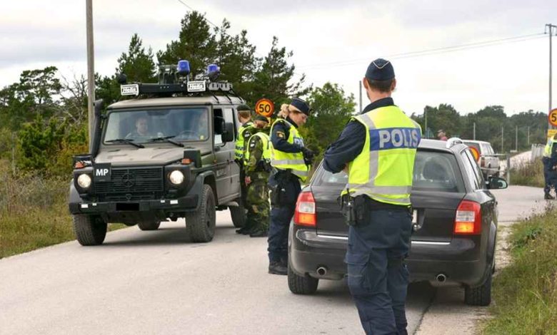 170916 MP och polis trafikkontroll 1
