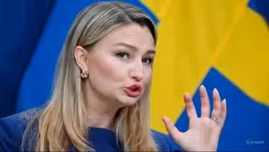 وزيرة الطاقة: من يرفض الاندماج أو يرتكب جريمة سوف يغادر السويد فوراً 13 snapedit 1772830423301 1