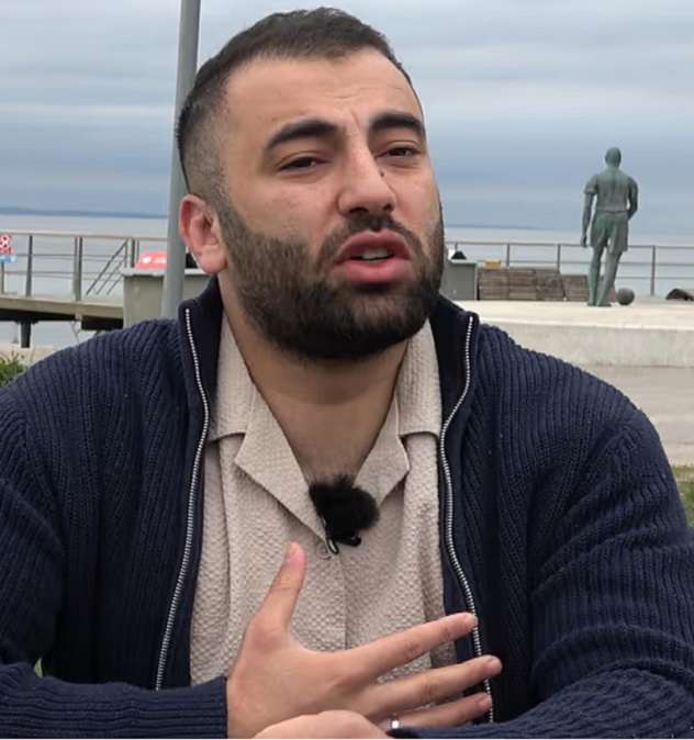 محمد بائع آيس كريم يتلقى رسالة من صاحب العمل: تجمّع “المهاجرين” يُخيف الزبائن السويديين 4 5 1