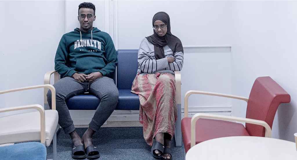 بعد 10 سنوات في السويد.. عليا ونجيب يغادران إلى الصومال بينما تبقى أسرتهما 1 Untitled 1 1