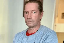 954 1